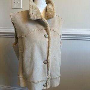 Women's Cream Faux Fur Vest